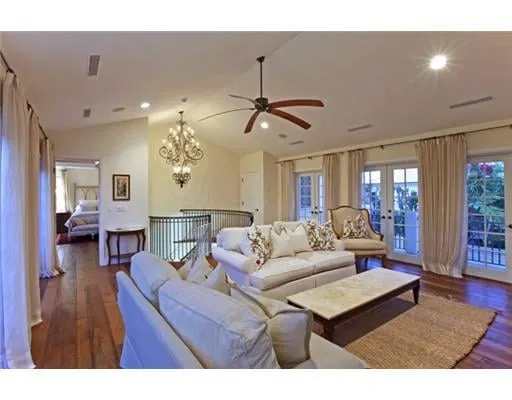 111 Seagate Road — photo 5