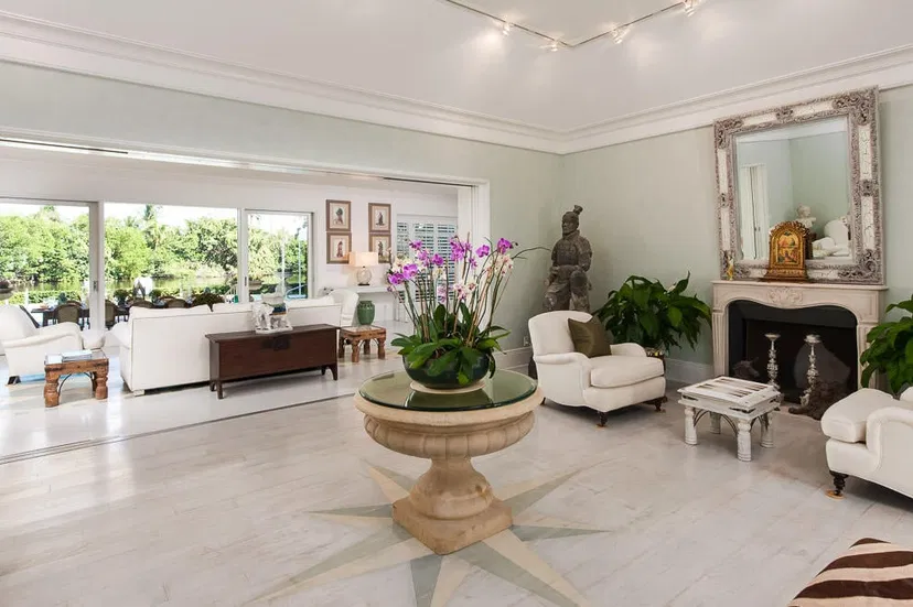 550 Island Drive — photo 2