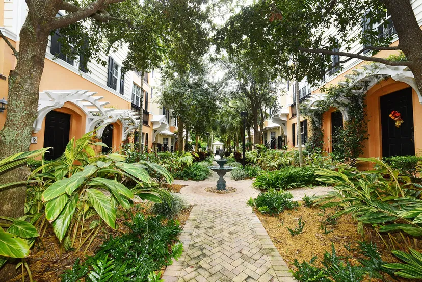 Sold Nov 2014 · 361 W Mallory Circle 361, Delray Beach