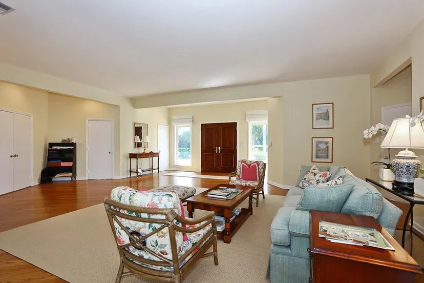 125 E Inlet Drive — photo 2