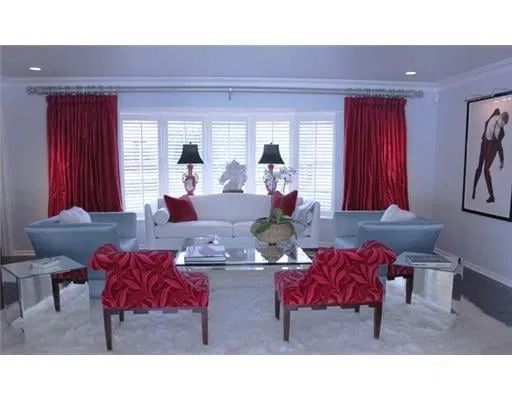 241 Bahama Lane — photo 3