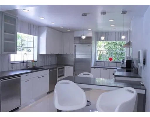 241 Bahama Lane — photo 5