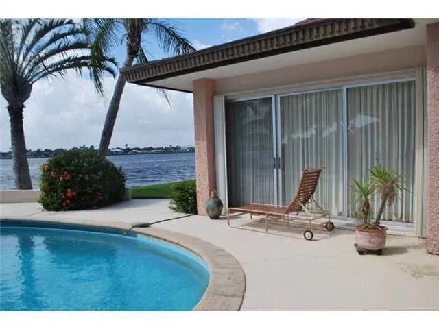 2288 W Ibis Isle Road — photo 4