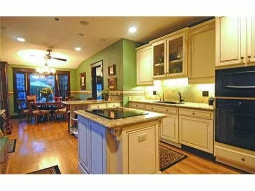 247 Seaspray Avenue — photo 5
