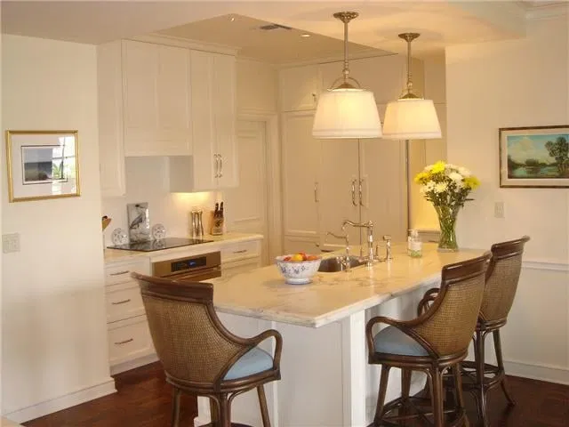 315 S Lake Drive #Ph-A — photo 4