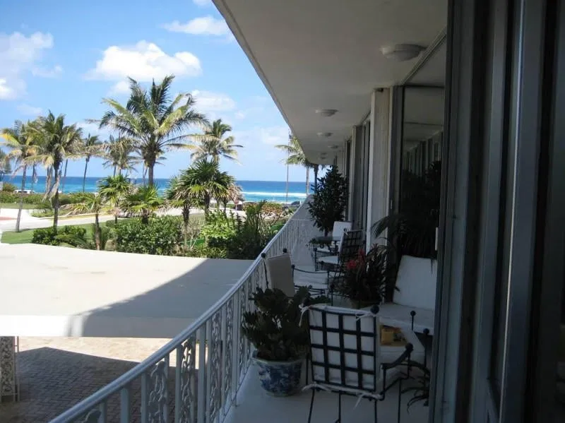100 Royal Palm Way #E2 — photo 2