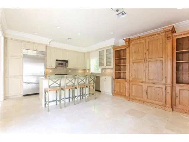 207 Mediterranean Road — photo 3