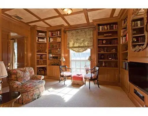 233 Tradewind Drive — photo 3