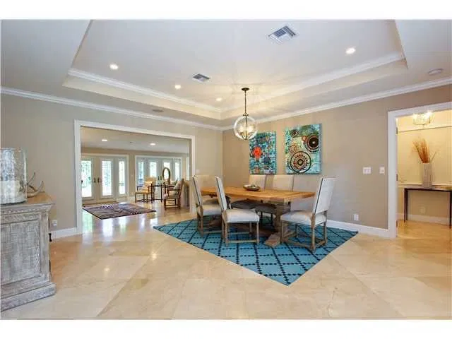 251 Kenlyn Road — photo 3
