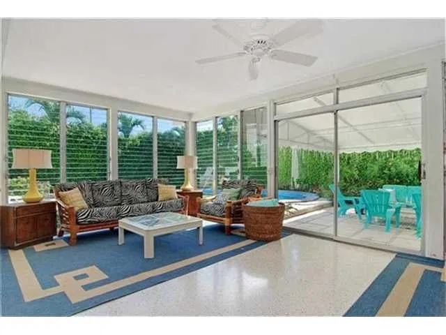 205 Jamaica Lane — photo 3