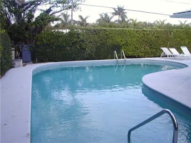 231 El Dorado Lane — photo 5