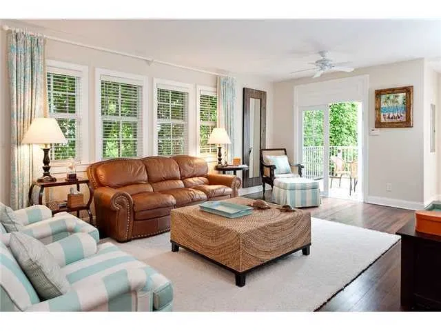 206 Seaspray Avenue — photo 3