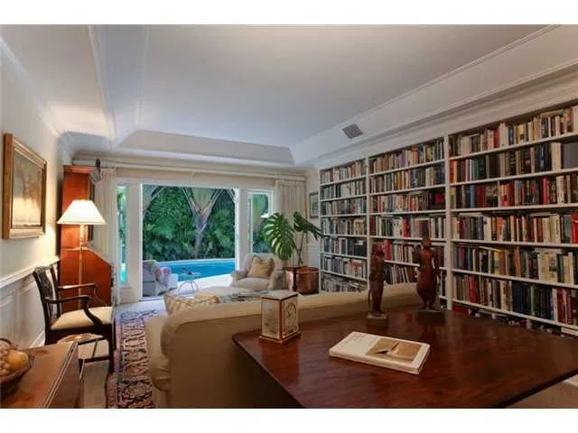 422 Australian Avenue — photo 4