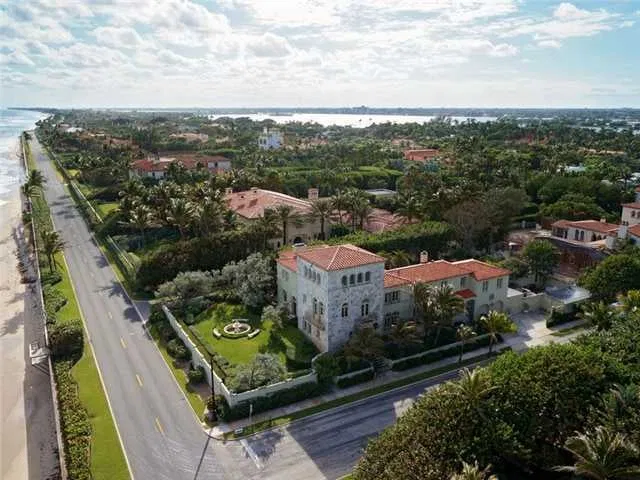 550 S Ocean Boulevard — photo 3