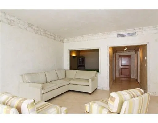 100 Worth Avenue #PH 11 — photo 3