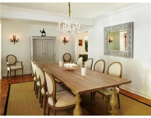 223 Queens Lane — photo 3