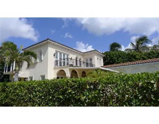 1564 S Ocean Boulevard — photo 2
