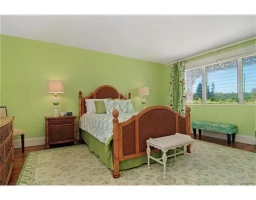205 Jamaica Lane — photo 4