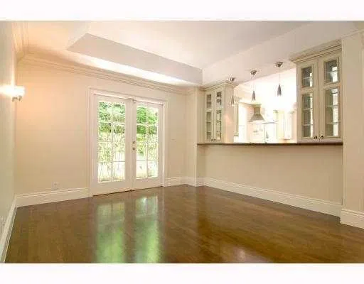 326 Chilean Avenue — photo 4
