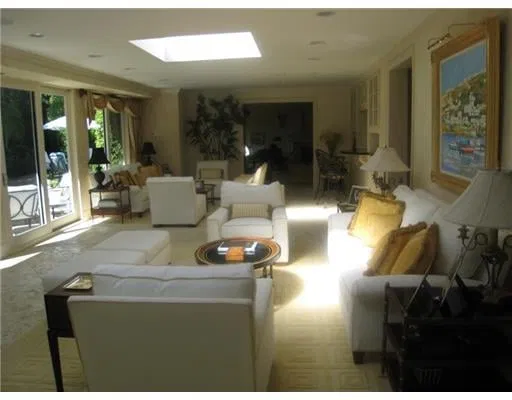 232 Angler Avenue — photo 4