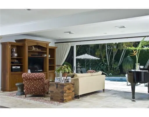 332 Eden Road — photo 3