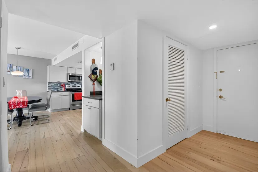 2505 S Ocean Boulevard #305 — photo 4