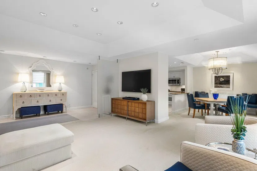 150 Bradley Place #413 — photo 4