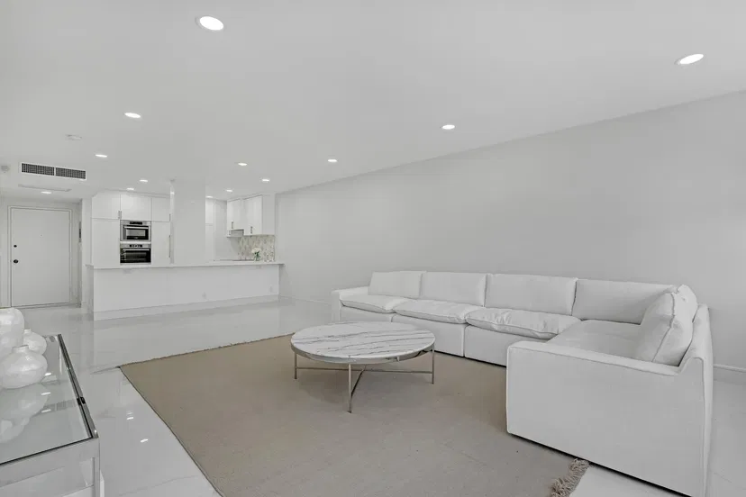 2295 S Ocean Boulevard #321 — photo 2