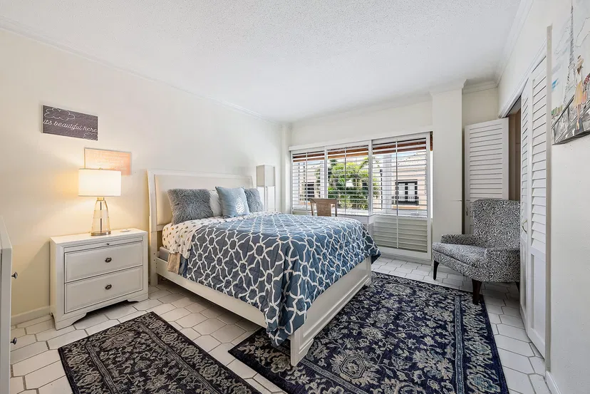 250 Bradley Place #308 — photo 4