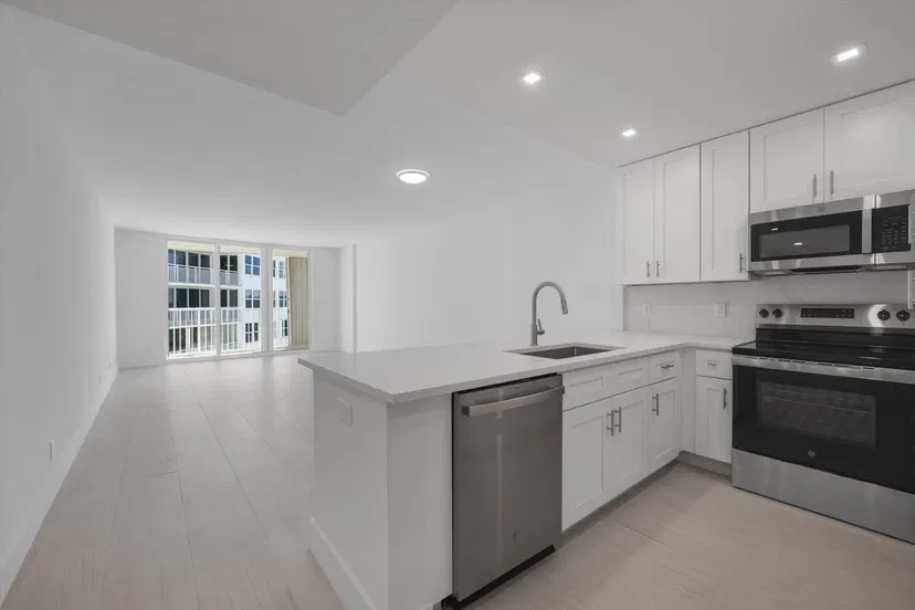 3540 S Ocean Boulevard #709 — photo 4
