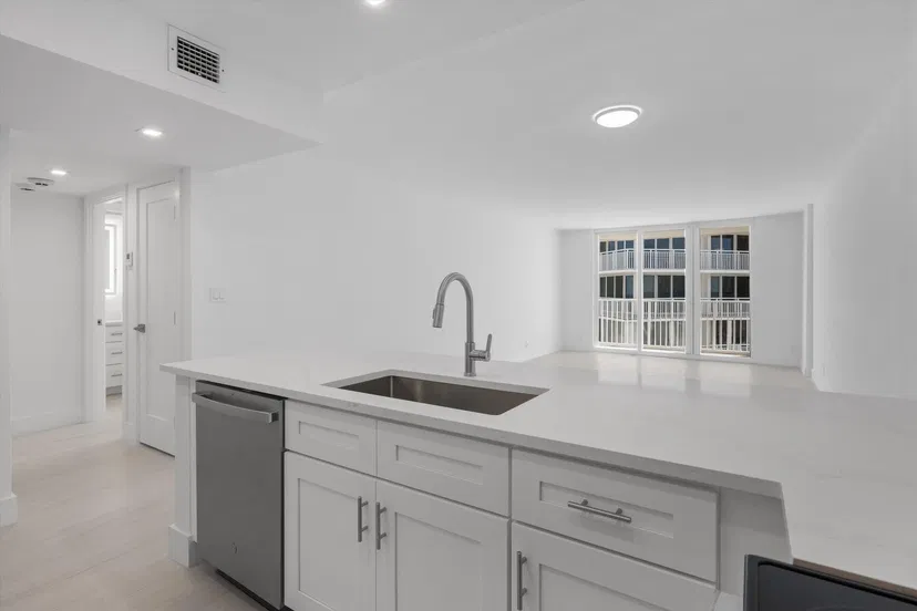 3540 S Ocean Boulevard #709 — photo 5
