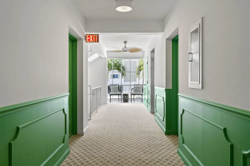 226 Brazilian Avenue #2 D — photo 3