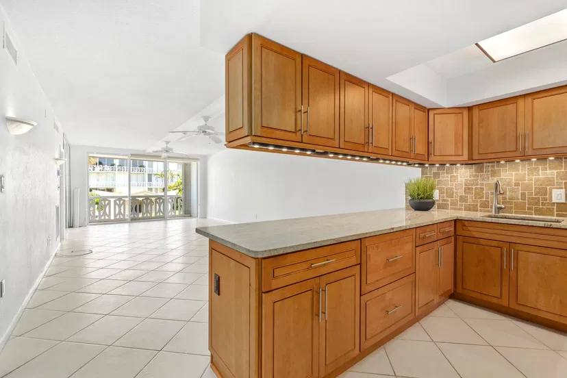 2720 S Ocean Boulevard #221 — photo 3