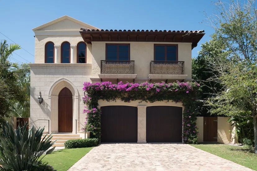 358 Hibiscus Avenue — photo 3