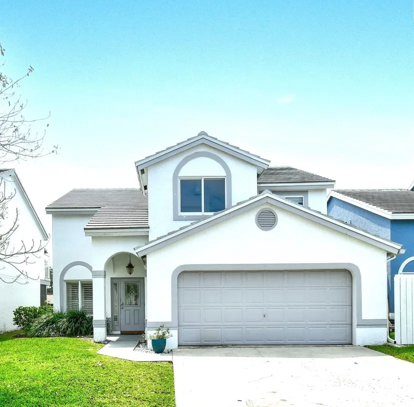 Sold Feb 2025 · 2890 Norway Pine Lane, Lake Worth