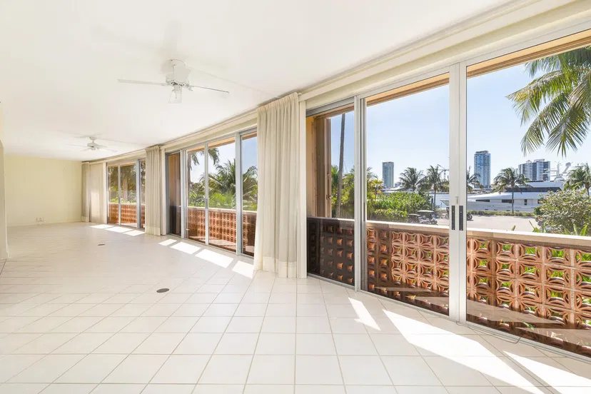 369 S Lake Drive #2d — photo 5
