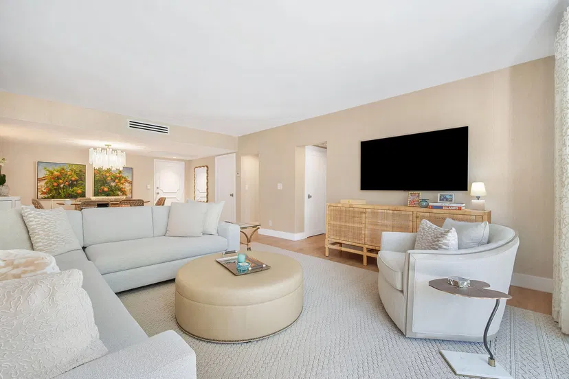 226 Brazilian Avenue #3b — photo 5
