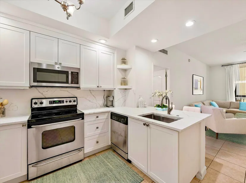 Sold Apr 2025 · 801 S Olive Avenue 815, West Palm Beach