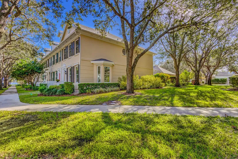 Sold Oct 2024 · 220 Grenada Drive, Jupiter
