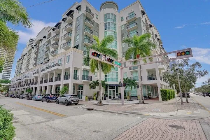 Sold Feb 2025 · 600 S Dixie Highway 356, West Palm Beach
