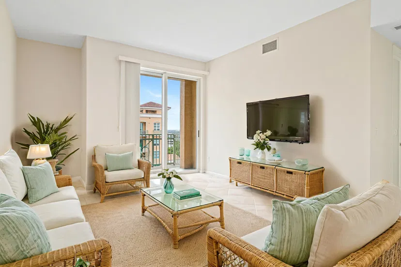 Sold Sep 2024 · 403 S Sapodilla Avenue 802, West Palm Beach