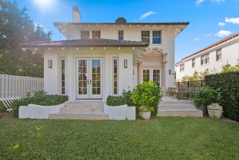 124 Seabreeze Avenue — photo 3