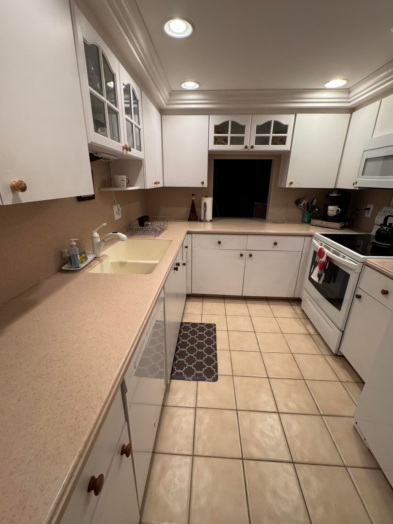 3501 S Ocean Boulevard #406 — photo 5