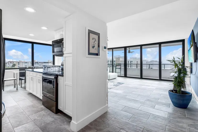 3589 S Ocean Boulevard #PH901 — photo 4