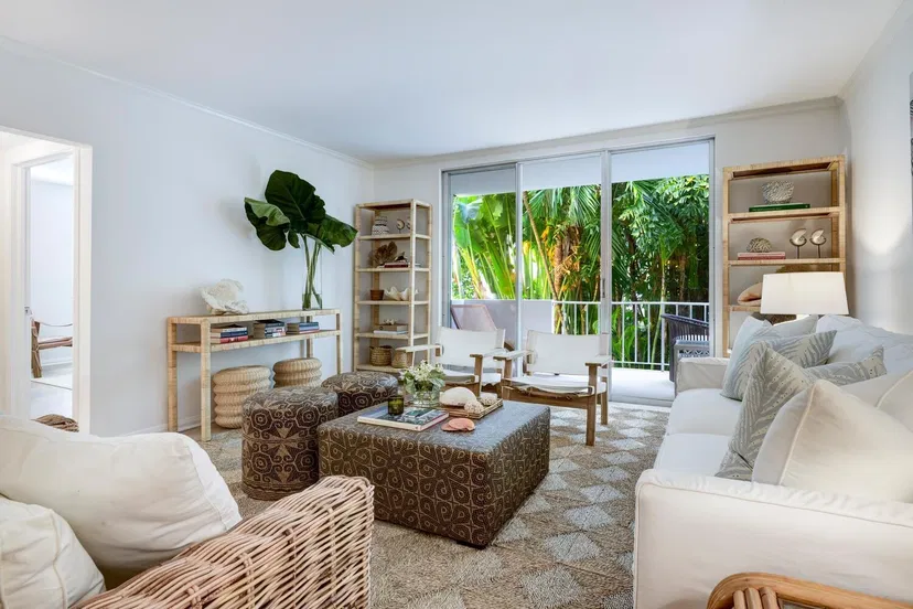 226 Brazilian Avenue #2b — photo 4