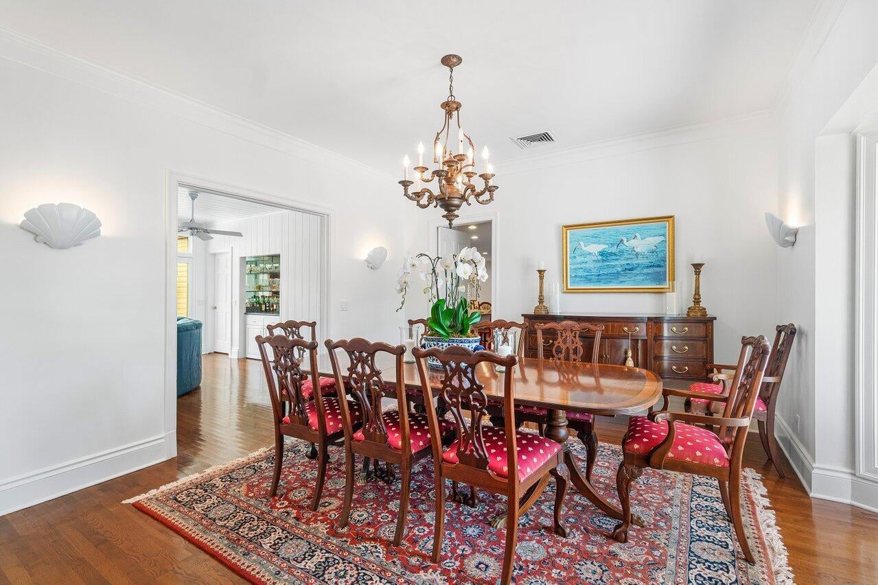 240 Miraflores Drive — photo 5