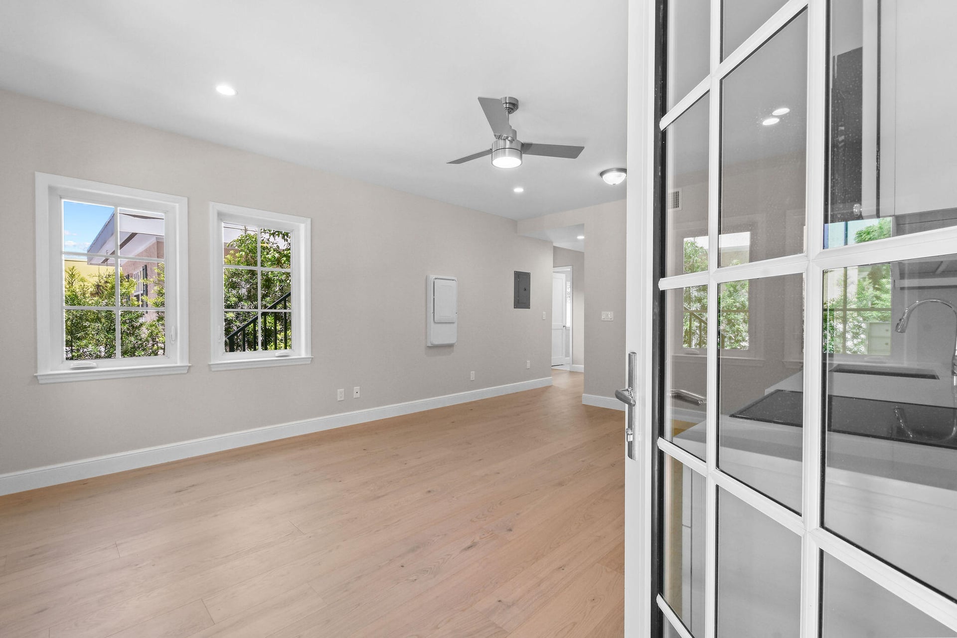 212 Oleander Avenue #1 — photo 3