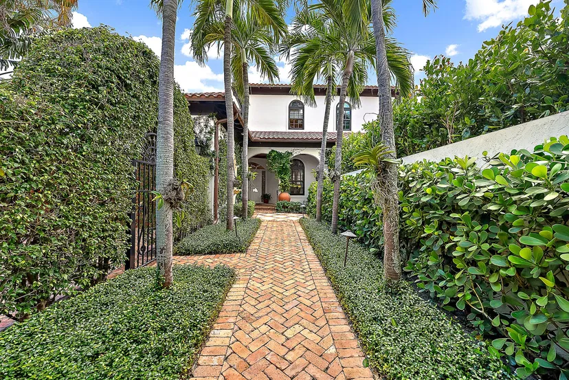 336 Australian Avenue #E — photo 4