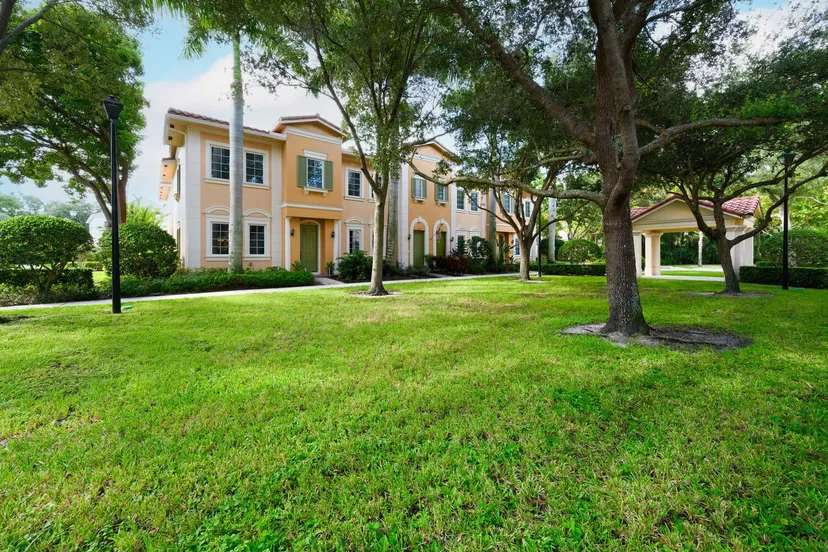 Sold Oct 2025 · 117 Glencullen Circle, Jupiter