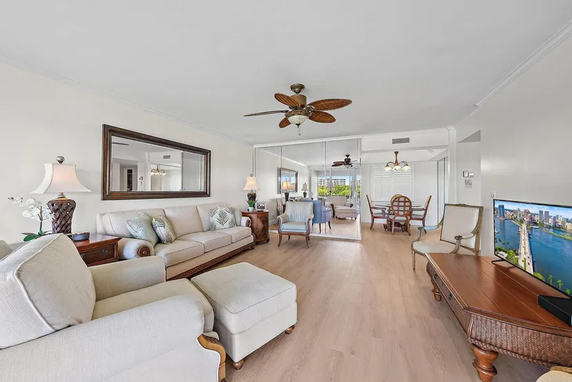 2185 Ibis Isle Road #7 — photo 3